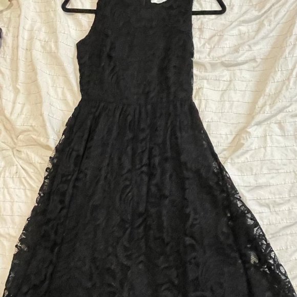Formal black dress - Picture 1 of 2